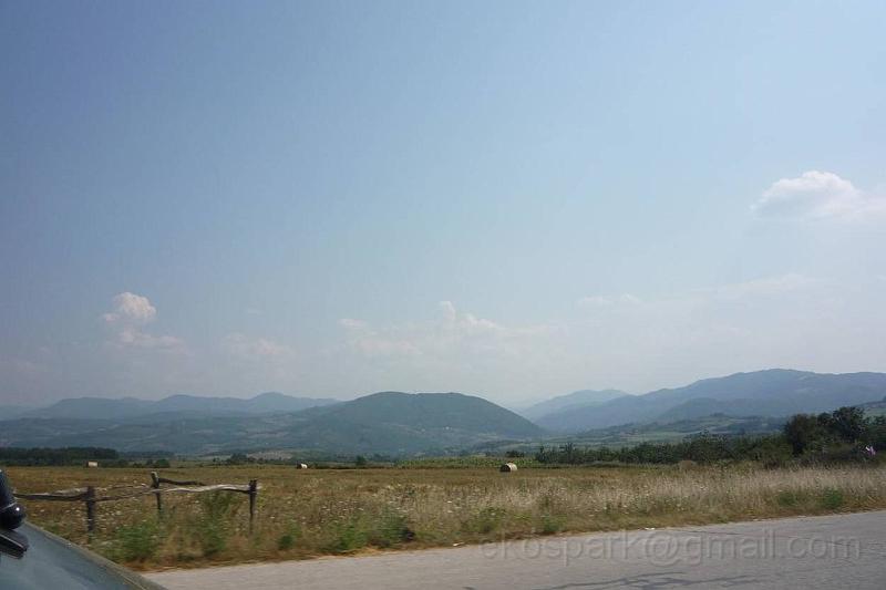 image068.jpg - Landscape near the town of Blace