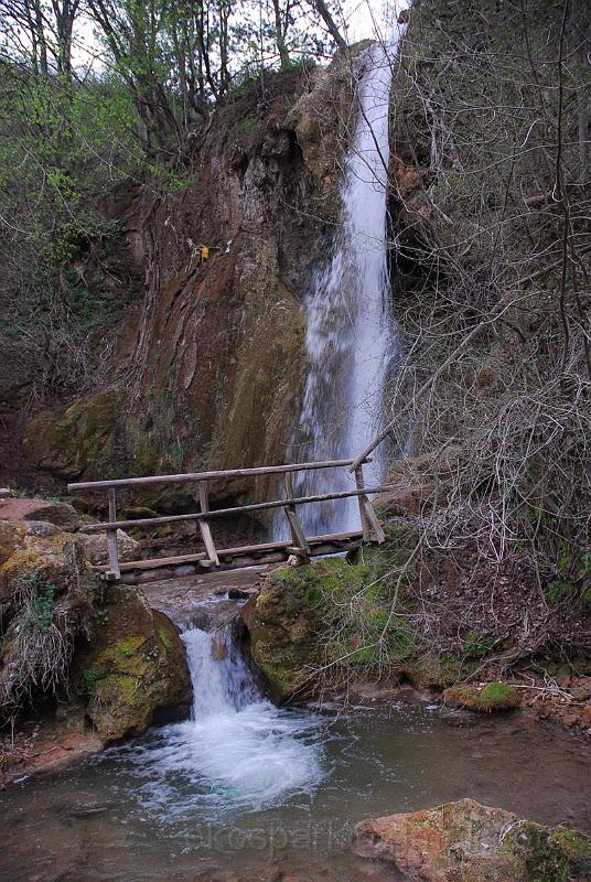 image078.jpg - Waterfall on the river Moravica near Sokobanja
 
