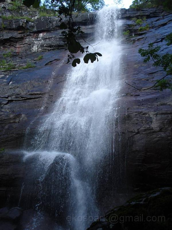 image084.jpg - Waterfall Cugulj on Stara Planina (Old Mountain)