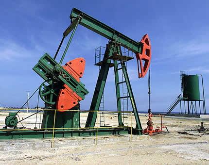 10.JPG - Do 2008 godine : svetska proizvodnja nafte dostignuće svoj vrhunac u periodu 2008 do 2018 godine i pokrenuće ujedno globalnu recesiju.